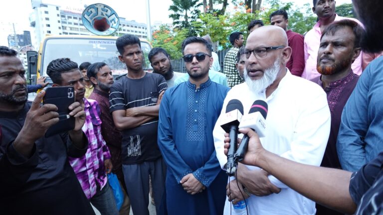 সিলেটে শ্রমিকদের অধিকার আদায়ে গণঅধিকার পরিষদের সমর্থন: সমাবেশে উপস্থিত ছিলেন এডভোকেট জাহিদুর রহমান